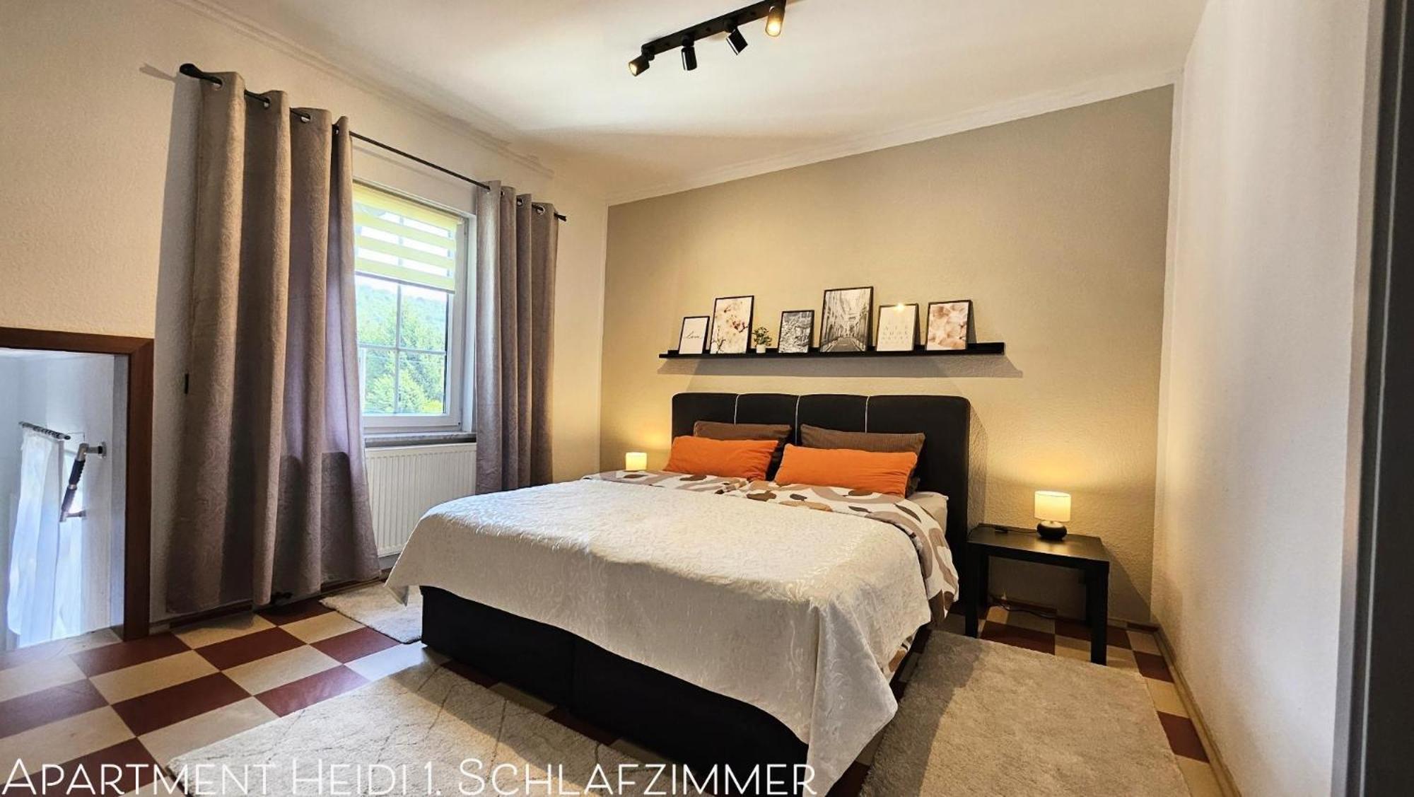 Apartments Am Saalebogen Mit Gartenterrasse, Grillkamin, Freie Parkplaetze Рудольштадт Екстер'єр фото